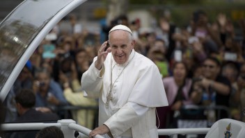 "El cambio climático que estamos experimentando, y sus raíces, nos concierne a todos", dijo el papa Francisco.