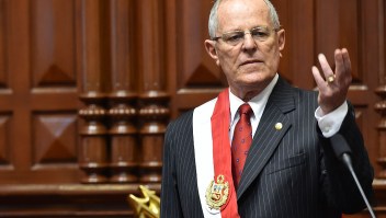 Pedro Pablo Kuczynski gives a speech after sworning in as Perus President, at the National Congress building in Lima on July, 28, 2016. Kuczynski, who will be sworn in Thursday as president of Peru, says he will hit the ground running after a long career as a Wall Street banker that gave him the moniker "El Gringo. "Kuczynski, 77, defeated Keiko Fujimori, the daughter of a jailed former president, in a hard-fought presidential election last month that was decided by a razor-thin margin. / AFP / CRIS BOURONCLE (Photo credit should read CRIS BOURONCLE/AFP/Getty Images)