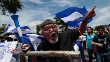 Estudiantes nicaragüenses piden a Daniel Ortega que se vaya