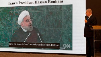 Presentación de Netanyahu en la que acusó a Irán de mentir sobre su programa nuclear. (Crédito: JACK GUEZ/AFP/Getty Images)