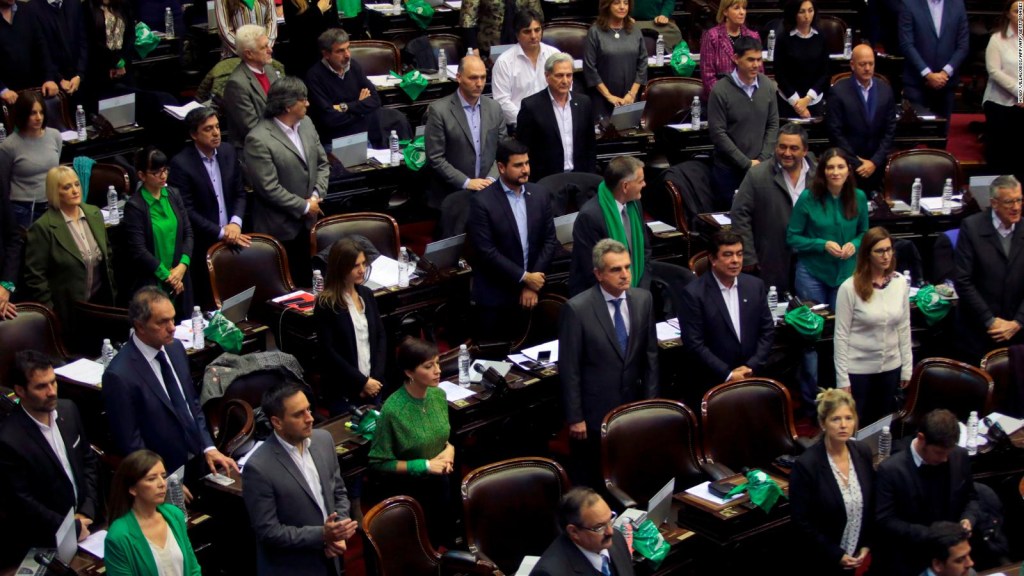 Diputados en Argentina aprueban proyecto de ley de legalización del aborto