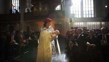 Dutch Princess Ariane is carried by the sister of Princess Maxima to her baptism ceremony in the Kloosterkerk in The Hague 20 October 2007. AFP PHOTO / ROYAL IMAGES / POOL / ROBIN UTRECHT (Photo credit should read ROBIN UTRECHT/AFP/Getty Images)