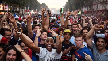 Delirio en París: miles festejaron el título mundial de Francia