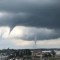 Varios tornados amenazan pueblos en Iowa