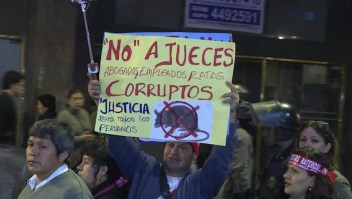 Detienen en Perú a 11 sospechosos de corrupción