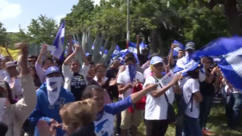 NIcaragua atrapados estudiantes periodistas iglesia heridos muertos