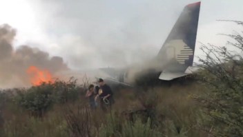 Sobrevivientes de accidente demandan a Aeroméxico
