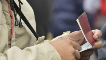 Ecuador exigirá pasaporte a los venezolanos