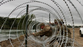 #MinutoCNN: Trump daría autoridad a soldados en la frontera