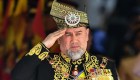 Rey de Malasia deja el trono por reina de belleza rusa