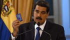 Maduro dice que la ayuda humanitaria es un "regalo podrido"