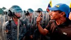 Venezolanos en la frontera exigen el ingreso ayuda humanitaria
