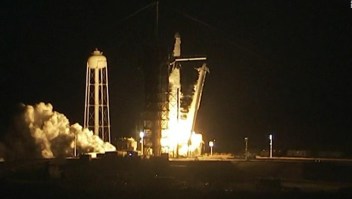 SpaceX prueba su nave espacial para transportar humanos