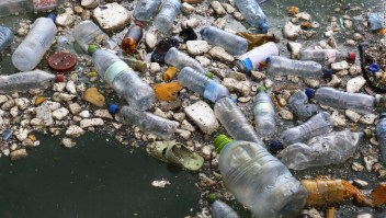 Plástico contaminación océanos