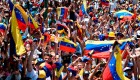 Venezolanos marchan pese al temor a la represión
