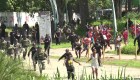 Disturbios en centro de migrantes en la frontera Guatemala-México