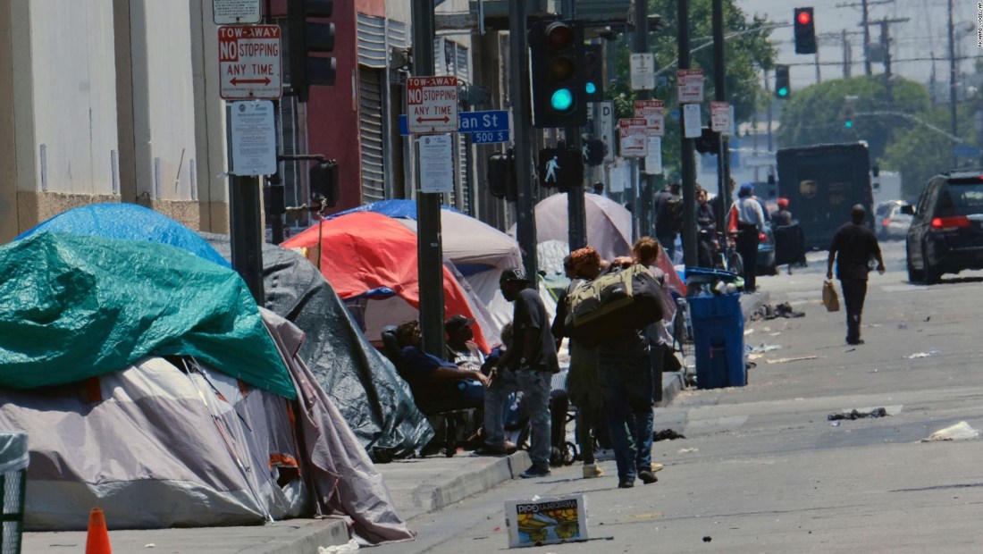 Se agudiza la crisis de indigentes de Los Ángeles