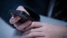 Estudiantes de Australia no podrán usar celulares en clase