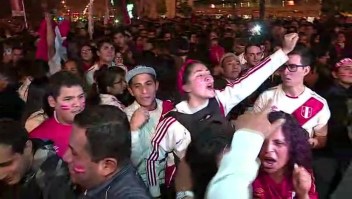 Fiesta en Lima tras la clasificación peruana a la Final de Copa América