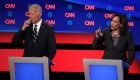 Atacan a Biden y a Obama en el debate demócrata