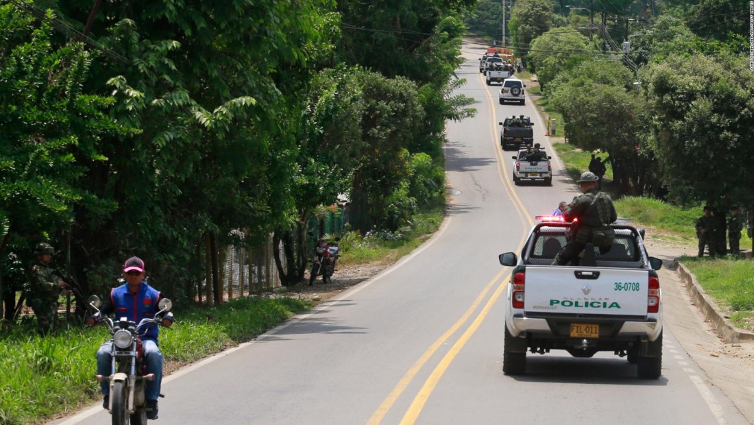 Vivanco: Hay zonas de Colombia en guerra