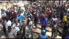 Policía contiene manifestación en Zimbabwe