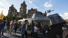 Marchan a 51 años de la masacre de estudiantes en Tlatelolco