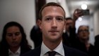 Llaman a borrar Facebook en protesta contra Zuckerberg