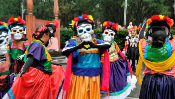 Colorida celebración del Día de los Muertos en México