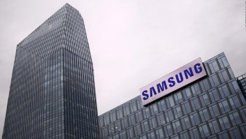 Ganancias de Samsung caen más de 50%