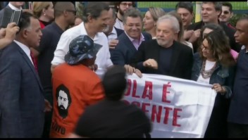 Lula sale en libertad
