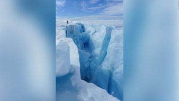Una cascada en Groenlandia preocupa a los investigadores