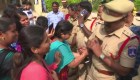 India: Policías matan a 4 sospechosos de violación grupal