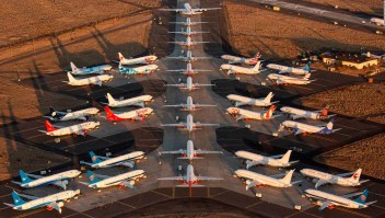 Boeing concluye el año con menos pedidos de aviones