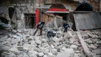 Decenas de muertos durante bombardeos en Siria
