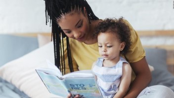 beneficio de la lectura frente al tiempo de pantalla en niños
