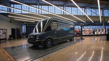 Amazon renovará su flota con vehículos personalizados
