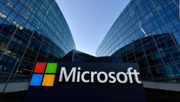 Juez impide que Microsoft inicie contrato con el Pentágono