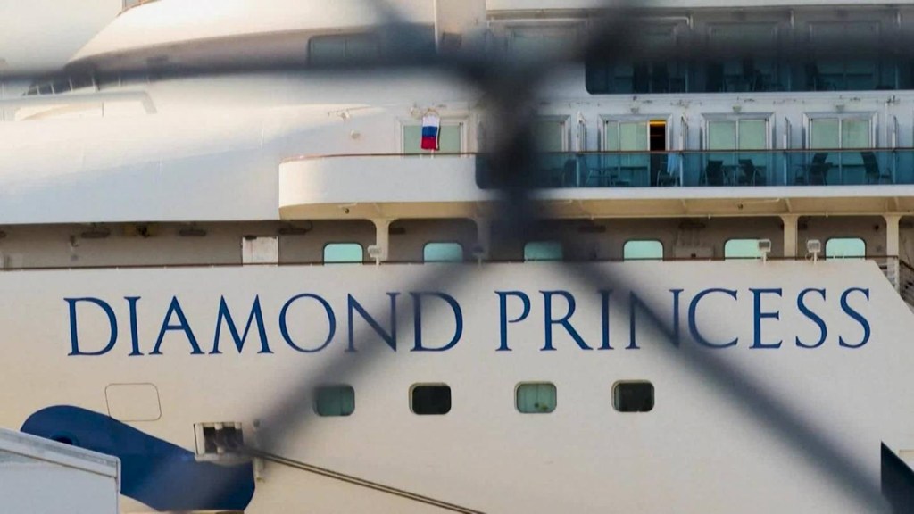 El desembarco de los pasajeros del Diamond Princess