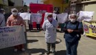 Bolivia: médicos y enfermeras protestan por falta de insumos