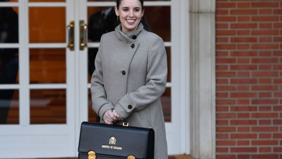 Spain's Minister for Equality Irene Montero arrives at the Moncloa Palace in Madrid on January 14, 2020 to attend the first cabinet meeting of the new coalition government. (Photo by PIERRE-PHILIPPE MARCOU / AFP) (Photo by PIERRE-PHILIPPE MARCOU/AFP via Getty Images)