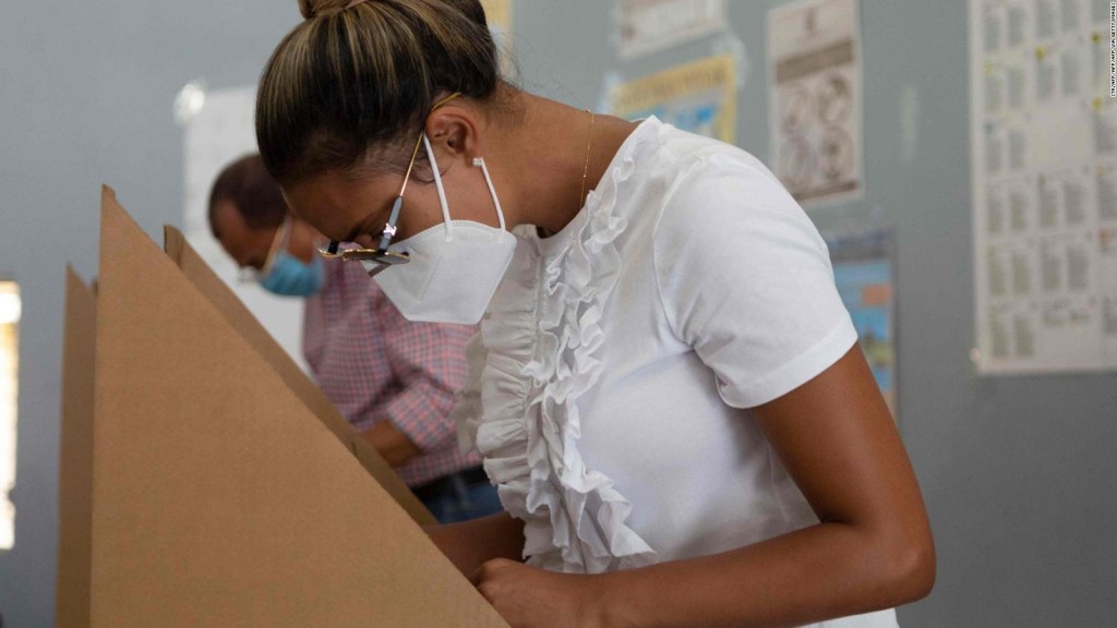 Dominicanos eligen presidente en medio de la pandemia