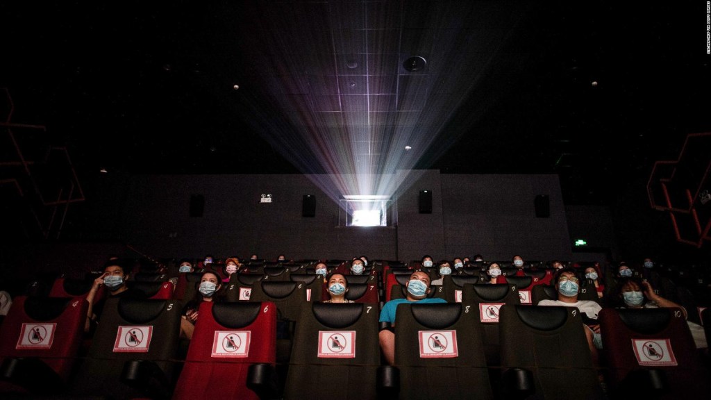 Reabren los cines en China