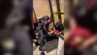Video: policía golpea a un joven negro en Louisiana