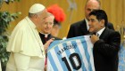 Maradona, un hincha del papa Francisco