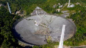 Se derrumbó radiotelescopio de Arecibo en Puerto Rico