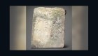 Subastan una misteriosa lápida romana
