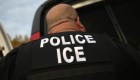Arrestan a 16 migrantes en Florida