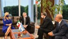 ¿Qué hace el presidente de Argentina en México?