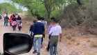 CNN logra grabar filas de migrantes que llegan a EE.UU.